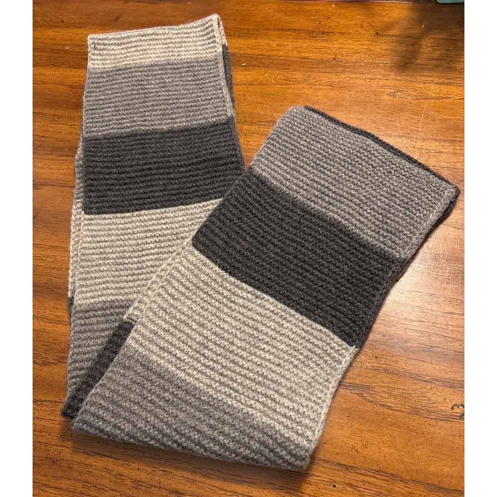 Gap Gray Gradient Wool Scarf‎ 80x8 Inches Unisex